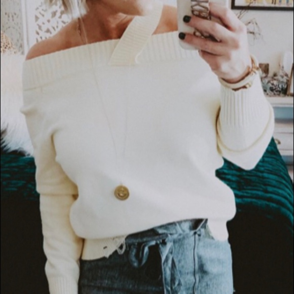 ✨OTS Sweater✨